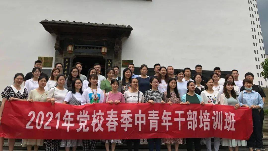 2025今晚澳门开特马现场,精选资料解析大全